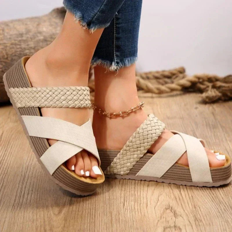 Sophia | Bekväm Ortopedisk Flätad Sandal