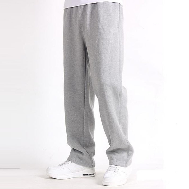 Russell | Avslappnade rakbenade joggers