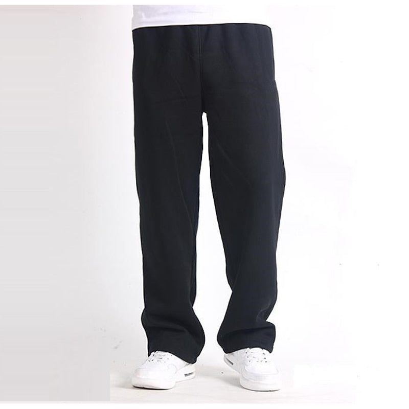 Russell | Avslappnade rakbenade joggers
