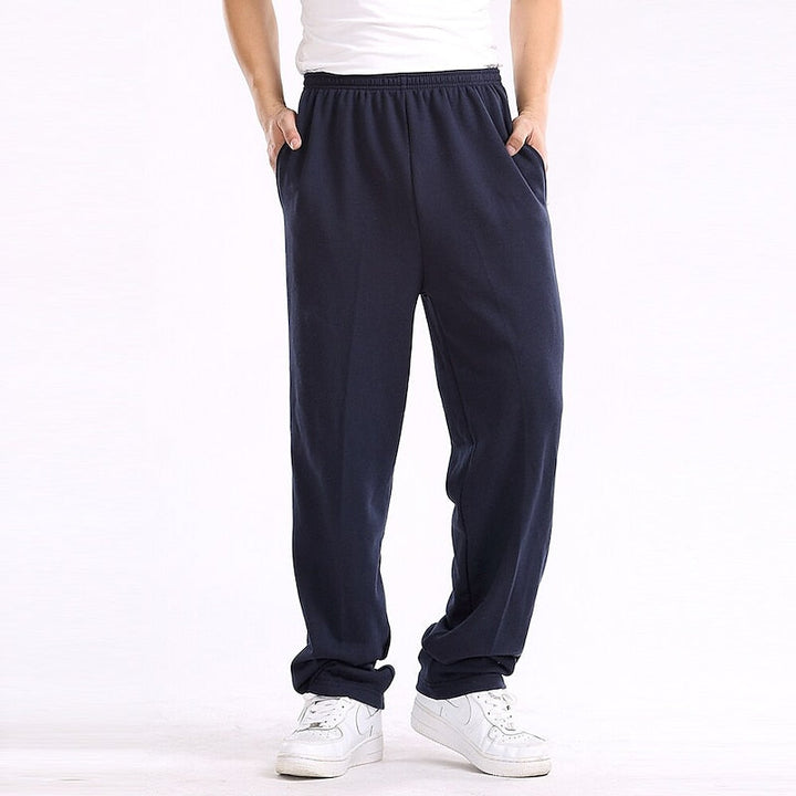 Russell | Avslappnade rakbenade joggers