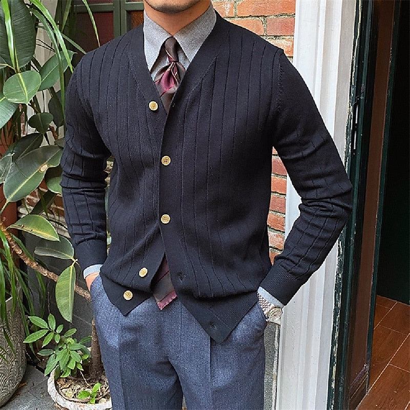 Vincent | Ribbad V-ringad Knapp Cardigan