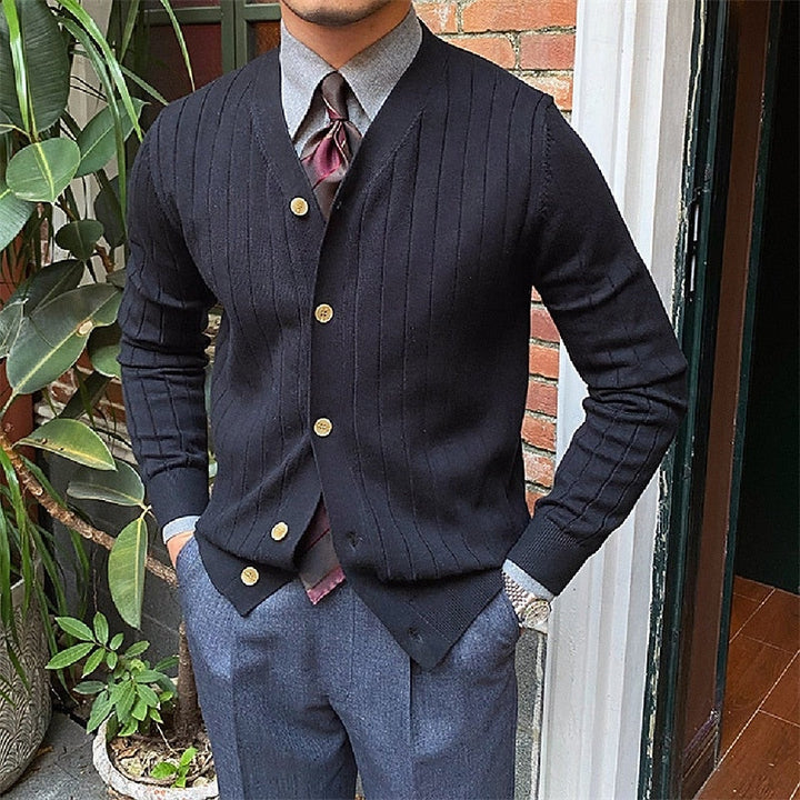 Vincent | Ribbad V-ringad Knapp Cardigan