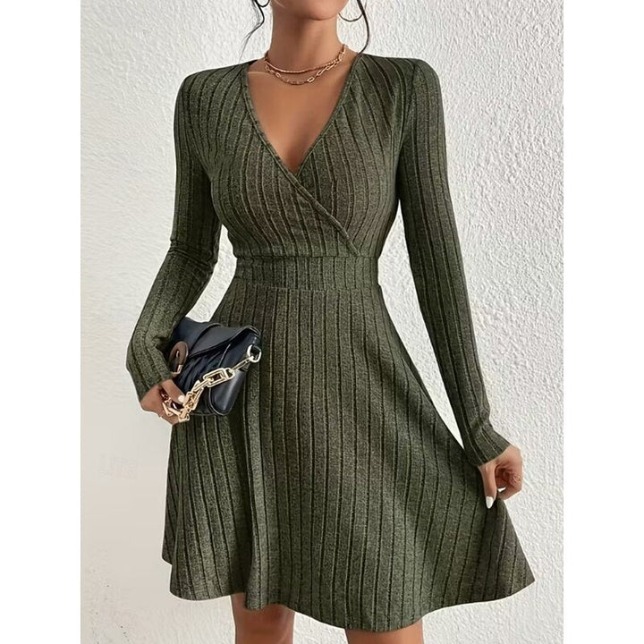 Yvonne | Wrap-Neck A-Line Klänning